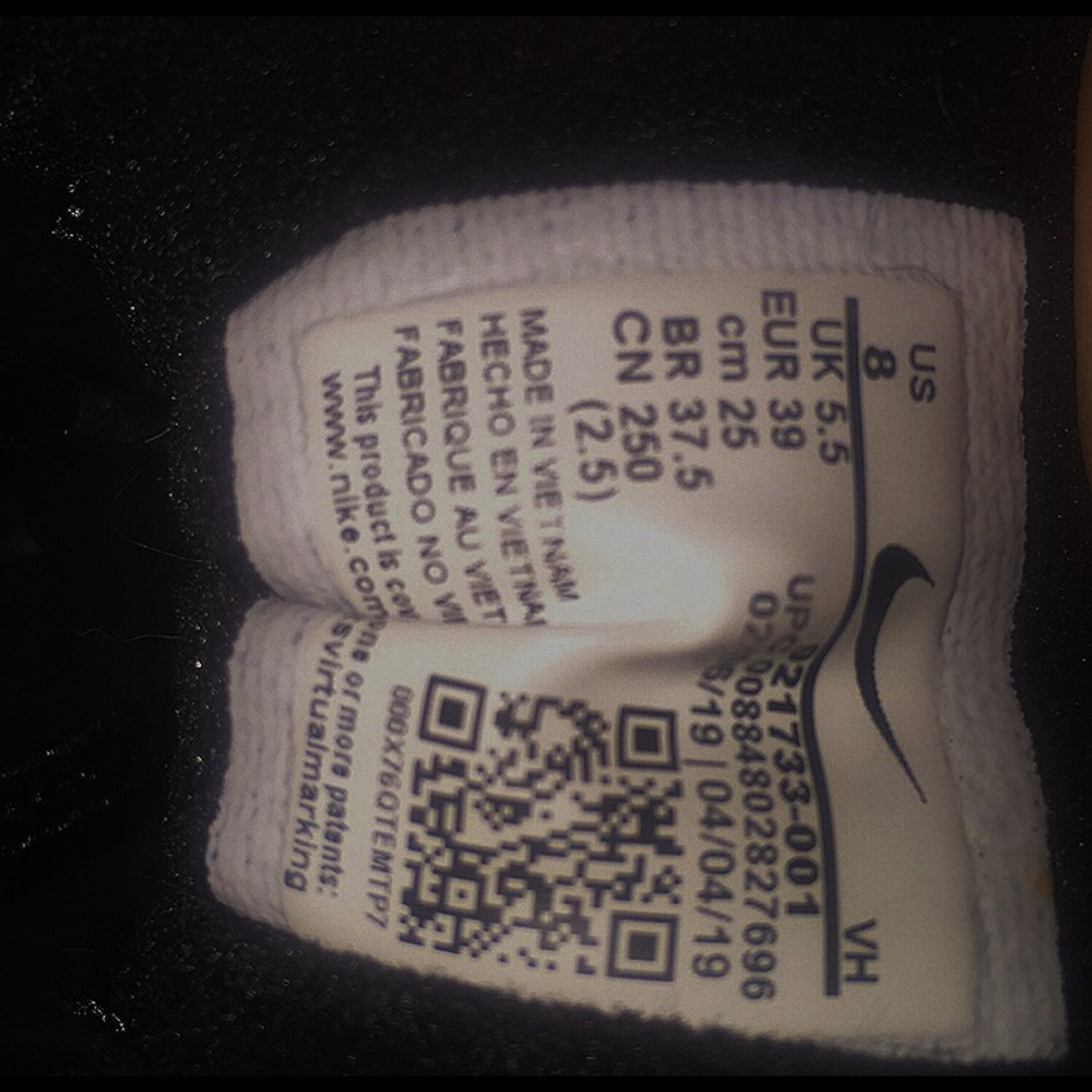 follow up on the nike air max 11’s i’m selling